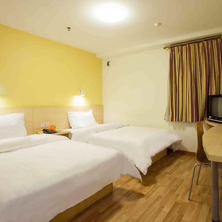 365 Hotel Haimen 객실 사진