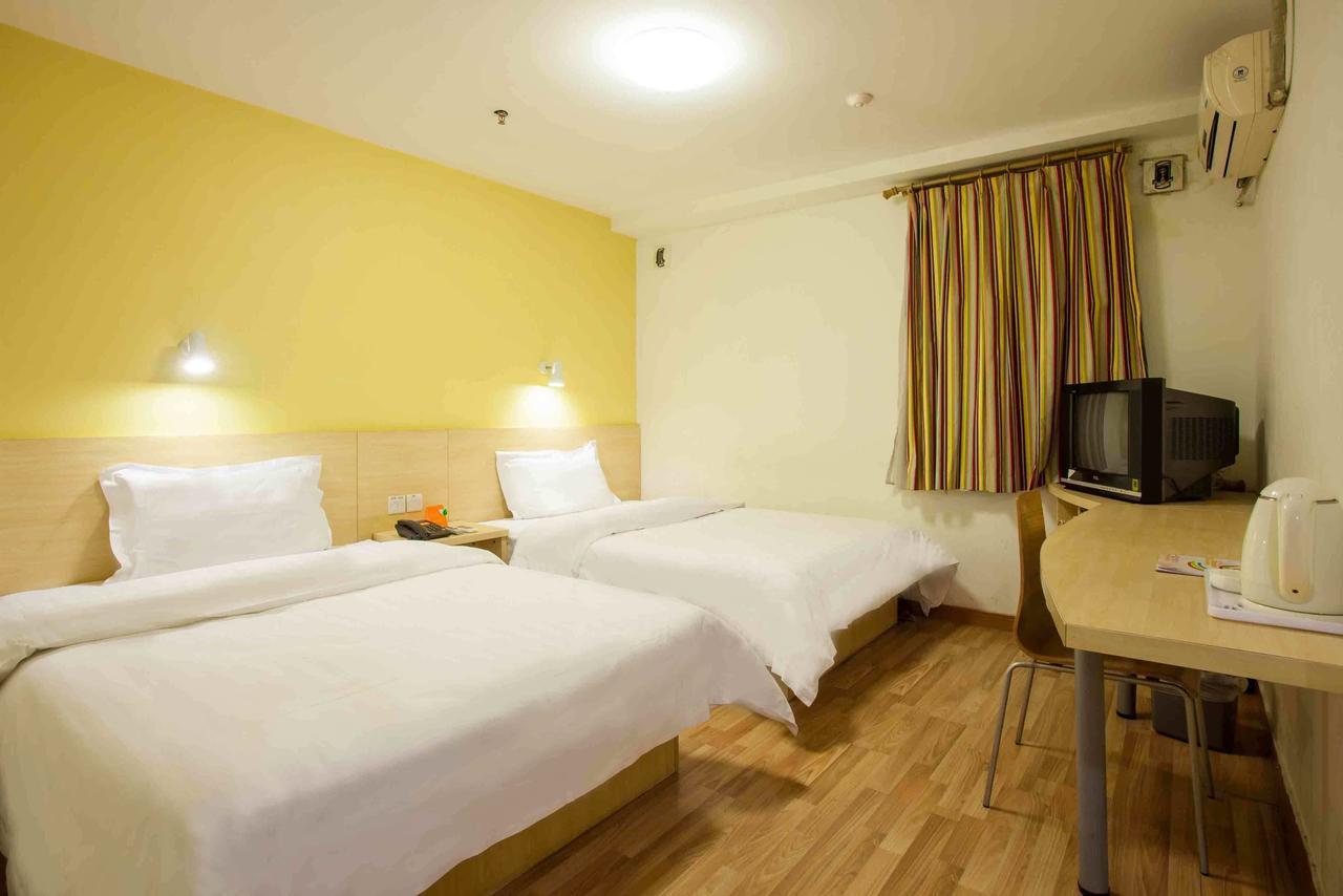 365 Hotel Haimen 객실 사진