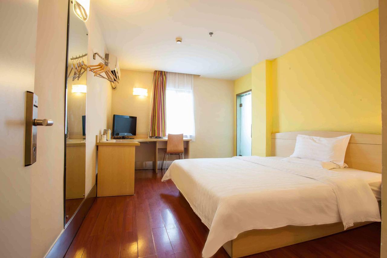 365 Hotel Haimen 객실 사진